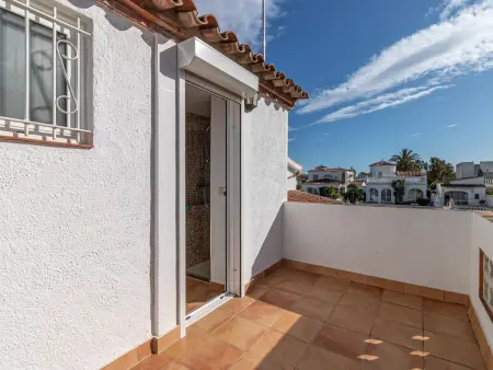 Villa lumineuse et confortable avec piscine privée à Empuriabrava - Photo 18
