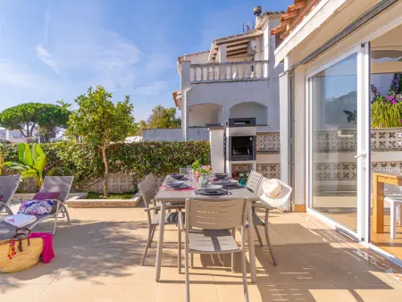 Villa lumineuse et confortable avec piscine privée à Empuriabrava - Photo 29