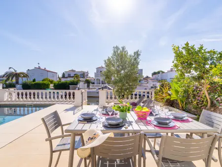 Villa lumineuse et confortable avec piscine privée à Empuriabrava - Photo 31