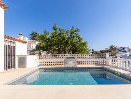 Villa lumineuse et confortable avec piscine privée à Empuriabrava - Photo 32