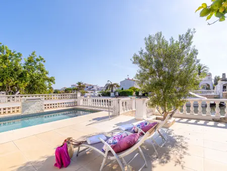 Villa lumineuse et confortable avec piscine privée à Empuriabrava - Photo 33