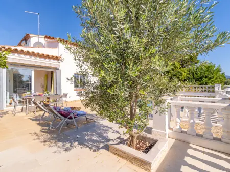 Villa lumineuse et confortable avec piscine privée à Empuriabrava - Photo 34