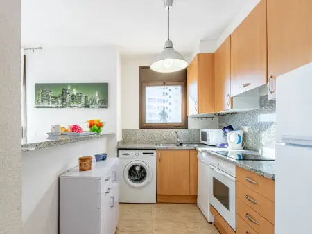 Appartement lumineux en bord de mer à Empuriabrava, idéal pour 6 personnes et famille - Photo 3