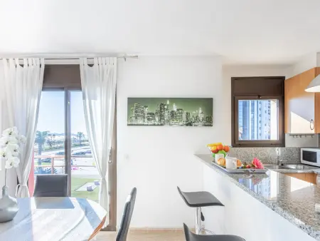 Appartement lumineux en bord de mer à Empuriabrava, idéal pour 6 personnes et famille - Photo 11