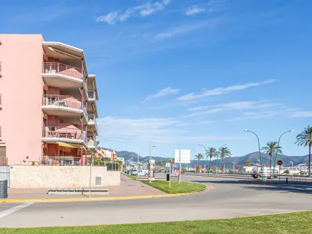 Appartement lumineux en bord de mer à Empuriabrava, idéal pour 6 personnes et famille - Photo 29