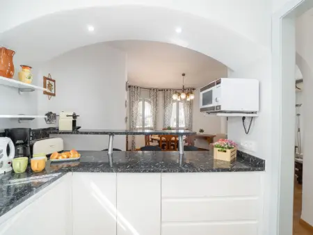 Villa avec Piscine Privée à 1500m de la Plage – 8 Pers., Garage et Amarre 12m - Photo 10