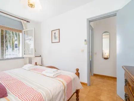 Villa avec Piscine Privée à 1500m de la Plage – 8 Pers., Garage et Amarre 12m - Photo 15