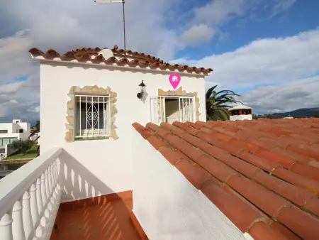 Villa avec Piscine Privée à 1500m de la Plage – 8 Pers., Garage et Amarre 12m - Photo 23