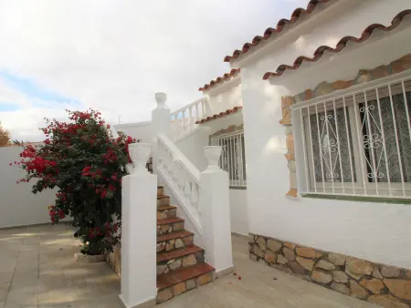 Villa avec Piscine Privée à 1500m de la Plage – 8 Pers., Garage et Amarre 12m - Photo 30
