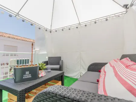 Appartement rénové 6 pers avec terrasse privée à 10m de la plage - Photo 3