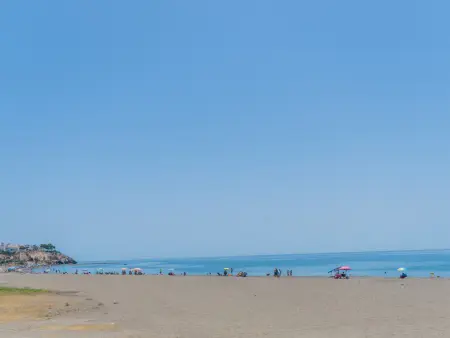 Appartement rénové 6 pers avec terrasse privée à 10m de la plage - Photo 4