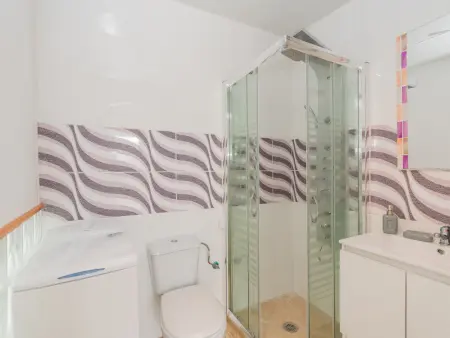 Appartement rénové 6 pers avec terrasse privée à 10m de la plage - Photo 19