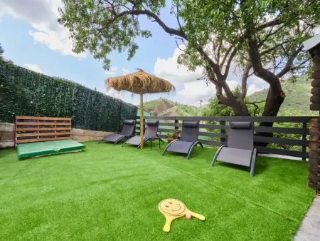 Charmante maison à Malaga avec piscine privée et espace enfants - Photo 5