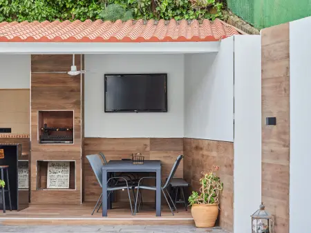 Charmante maison à Malaga avec piscine privée et espace enfants - Photo 15