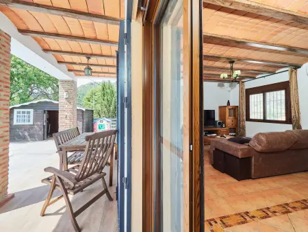 Charmante maison à Malaga avec piscine privée et espace enfants - Photo 25