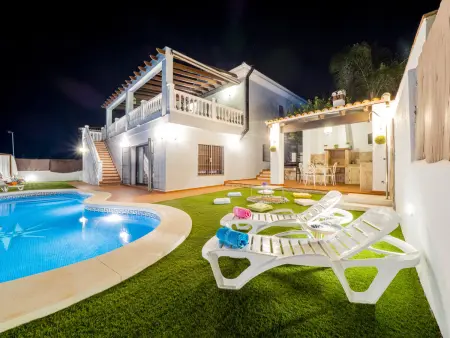 Belle villa familiale à Coín avec piscine privée et espace loisirs - Photo 1