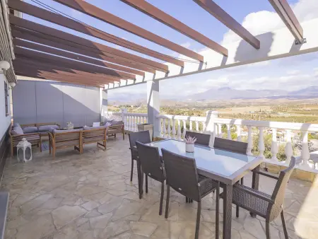 Belle villa familiale à Coín avec piscine privée et espace loisirs - Photo 11