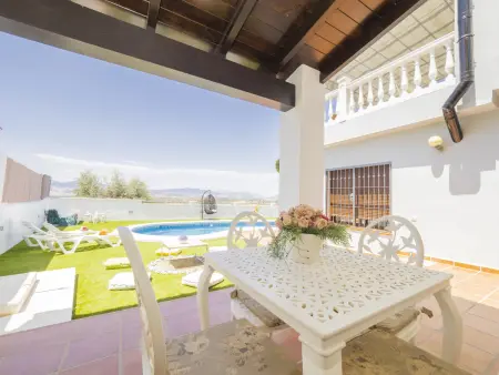 Belle villa familiale à Coín avec piscine privée et espace loisirs - Photo 13