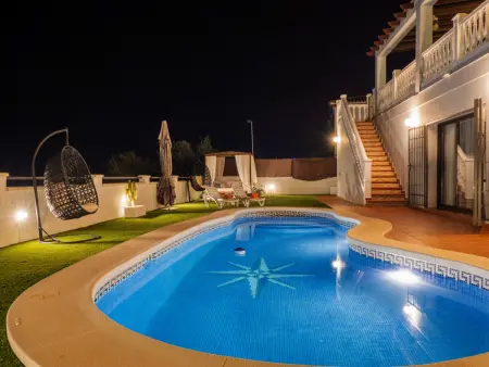 Belle villa familiale à Coín avec piscine privée et espace loisirs - Photo 14