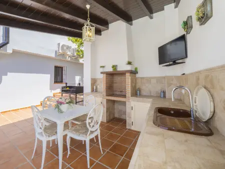 Belle villa familiale à Coín avec piscine privée et espace loisirs - Photo 16