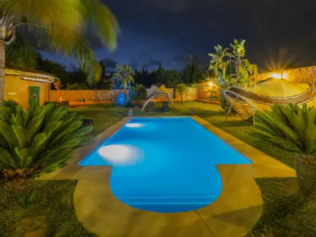 Vaste villa avec piscine privée à Malaga pour des vacances familiales - Photo 4