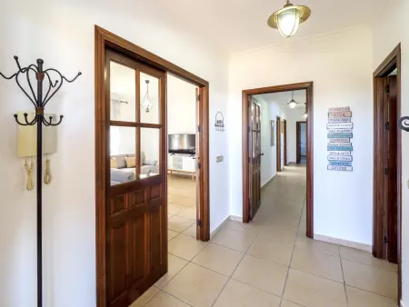 Villa spacieuse Alhaurín de la Torre, calme et proximité urbaine - Photo 23