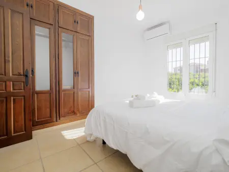 Villa spacieuse Alhaurín de la Torre, calme et proximité urbaine - Photo 31