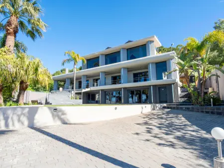 Villa de Luxe 12 Pers avec Piscine Privée et Vue Panoramique - Photo 10