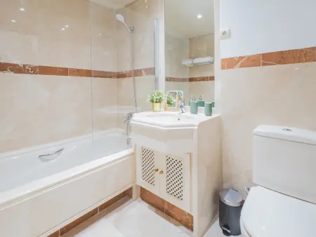 Appartement spacieux à Marbella : plage, 3 piscines, parking inclus - Photo 27