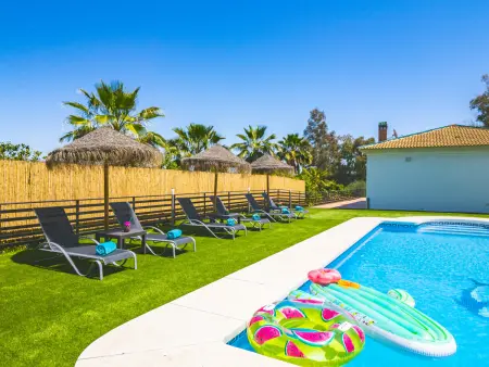 Maison familiale avec grande piscine privée à Cártama, idéale pour 6 personnes - Photo 2