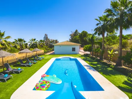 Maison familiale avec grande piscine privée à Cártama, idéale pour 6 personnes - Photo 10