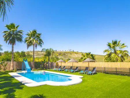 Maison familiale avec grande piscine privée à Cártama, idéale pour 6 personnes - Photo 12