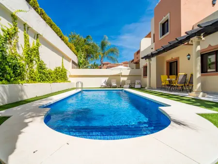 Maison familiale à Coín avec piscine et parking sécurisé - Photo 3