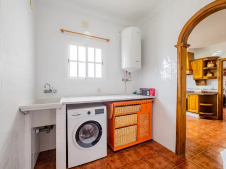 Maison familiale à Alhaurín de la Torre avec piscine privée et parking - Photo 24
