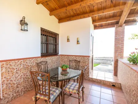 Maison andalouse traditionnelle avec piscine et parking près de Lauro Golf - Photo 8