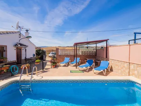 Charmante maison à Ardales avec piscine privée proche du Caminito del Rey - Photo 1