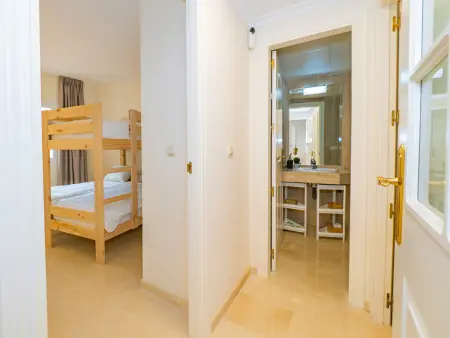 Charmant appartement à Marbella avec terrasse et piscine - Photo 28