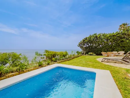 Villa bord de mer Mijas Costa avec accès plage et piscine privée - Photo 1