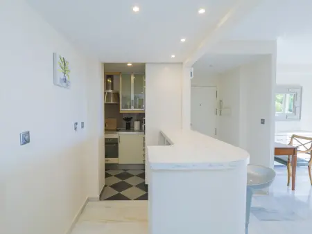 Appartement élégant à Marbella près de la plage, 2 chambres - Photo 18