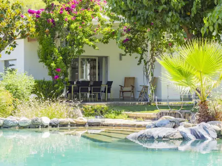 Villa moderne avec piscine privée, 3 chambres, jusqu'à 8 personnes - Photo 5