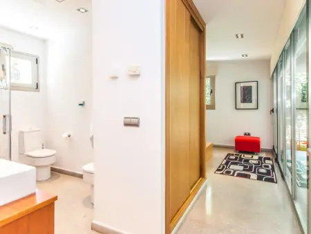 Villa moderne avec piscine privée, 3 chambres, jusqu'à 8 personnes - Photo 28