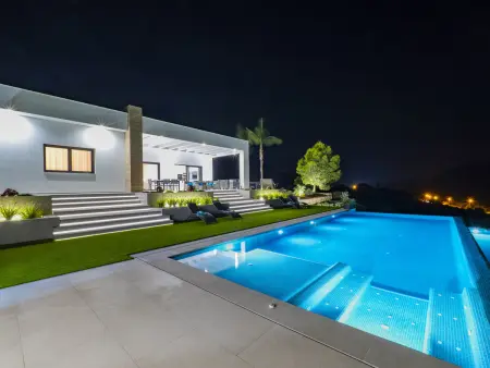 Villa moderne avec piscine privée et domotique pour 8 personnes - Photo 8