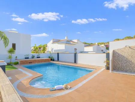 Maison mitoyenne à Coín, piscine privée, 4 chambres, 8 pers - Photo 3