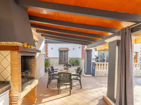 Maison mitoyenne à Coín, piscine privée, 4 chambres, 8 pers - Photo 7