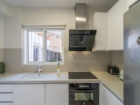 Appartement moderne à Málaga, proche plage, terrasse privée, 2 chambres - Photo 11