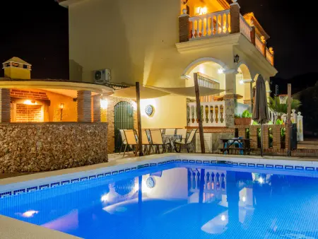 Villa 4 chambres avec piscine privée et jardin proche de Malaga - Photo 1