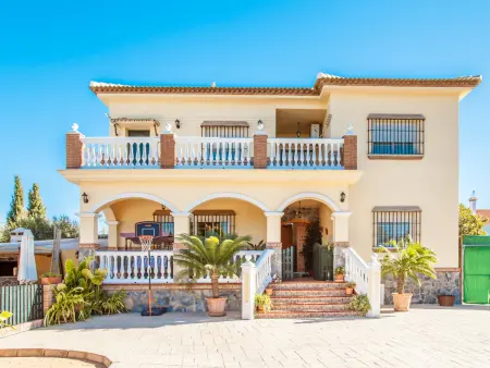 Villa 4 chambres avec piscine privée et jardin proche de Malaga - Photo 6