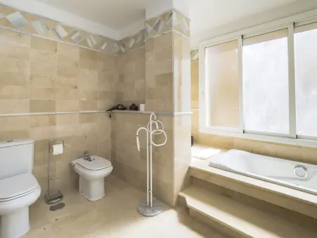 Appartement de luxe à Elviria Hills, Marbella pour 6 pers., climatisation, WiFi, piscines - Photo 20