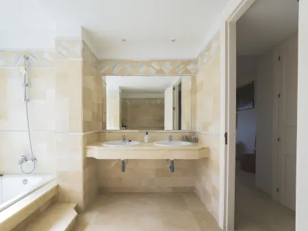 Appartement de luxe à Elviria Hills, Marbella pour 6 pers., climatisation, WiFi, piscines - Photo 22