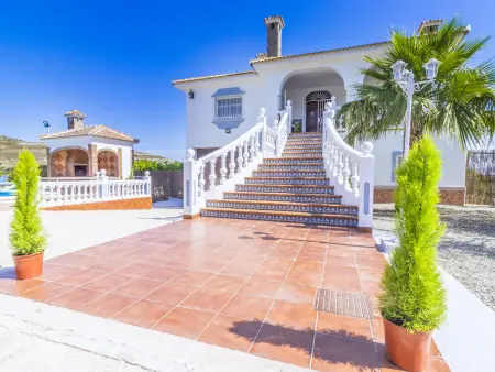 Maison de campagne avec piscine privée, clim, Wi-Fi, pour 8 pers. - Photo 7